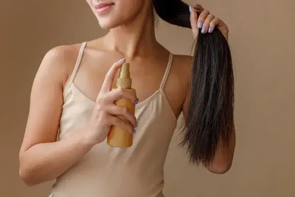 Czy silikony niszczą włosy? Odkryj prawdę o ich wpływie na zdrowie włosów