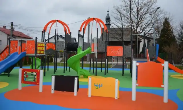 Kiedy otwierają place zabaw? Sprawdź nowe terminy i regulacje