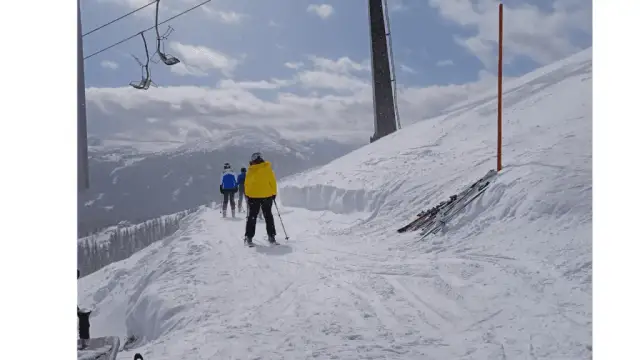 Clases de esquí en San Isidro: aprende a esquiar sin miedo
