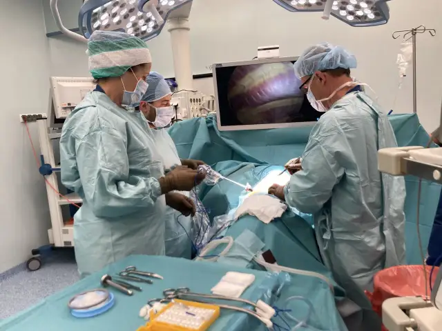 Chirurgia klatki piersiowej: Co leczy torakochirurg i kiedy się zgłosić?