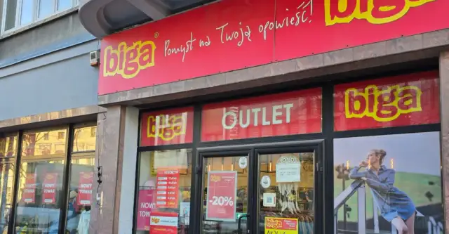 Najlepsze sklepy na osiedlu: gdzie znajdziesz tanie zakupy?