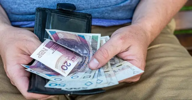 Zasiłek rodzinny 2026: Maksymalny dochód? Sprawdź progi!