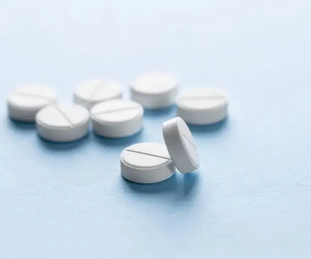 Skutki uboczne lorazepamu - co musisz wiedzieć o ryzyku stosowania?