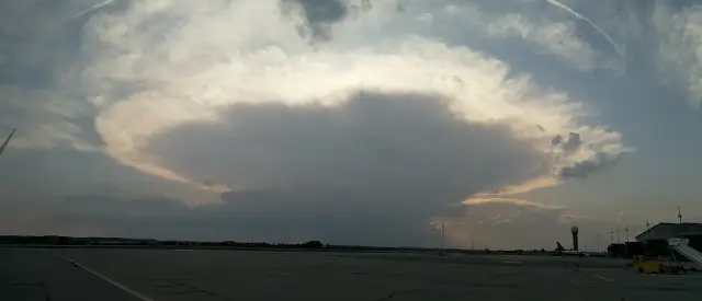 Niebezpieczne chmury Cumulonimbus: jak je rozpoznać i ocenić ryzyko