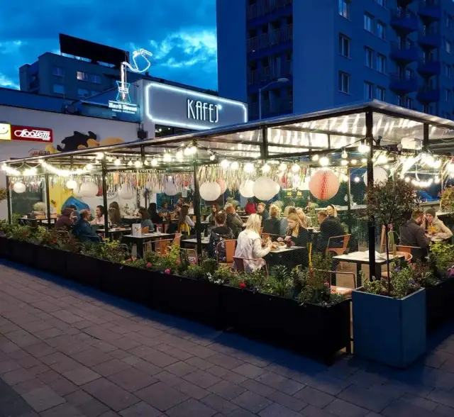 Gdzie zjeść w Katowicach? Sprawdź najlepsze miejsca i lokalne smaki!