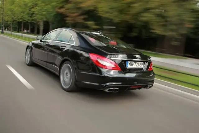 CLS 63 AMG: Czy warto kupić legendę? Analiza, koszty, usterki