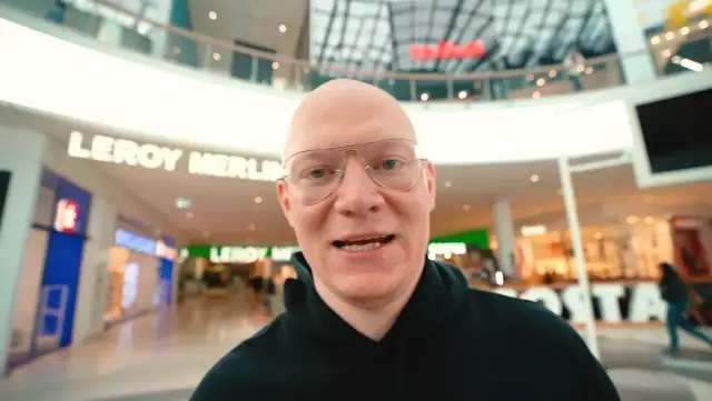 Ile Dżinold ma lat? Zaskakująca historia streamera i jego sukcesy.