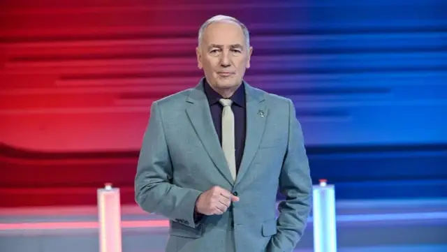 Karol Strasburger: Kto prowadzi Familiadę od 30 lat?