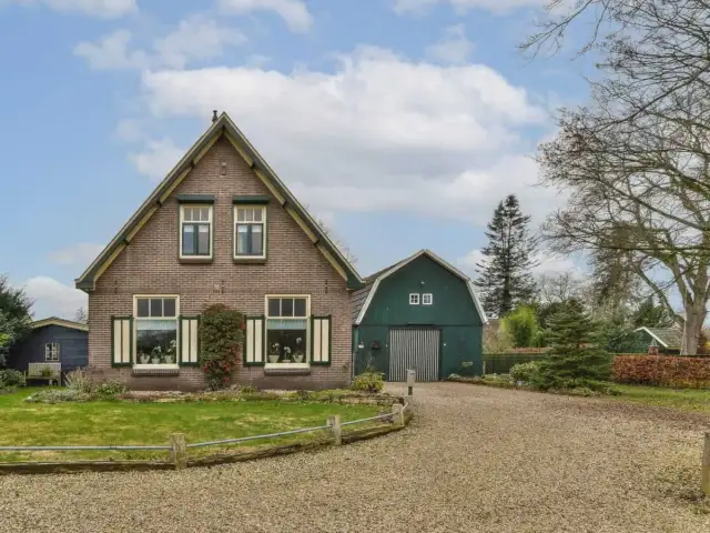 Podjazd z kruszywa DIY: Jak zrobić trwały i tani podjazd krok po kroku?