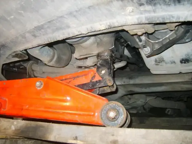 Jak wymienić uszczelkę pod miską olejową bez problemów i strat?