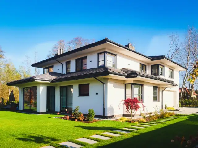 Ile kosztuje wybudowanie domu 150 m2? Ceny mogą zaskoczyć!