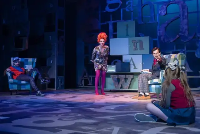 Jakie programy edukacyjne proponuje teatr operowy dla młodzieży?