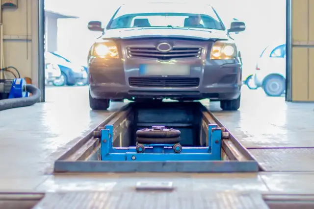 Badanie techniczne ciągnika: Ile zapłacisz i jak zdać za 1 razem?