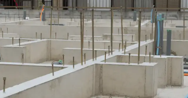 Comment réussir le coffrage d'un mur en béton sans erreurs courantes