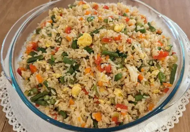 Jak przygotować ryż smażony jak u Chińczyka - proste przepisy i porady