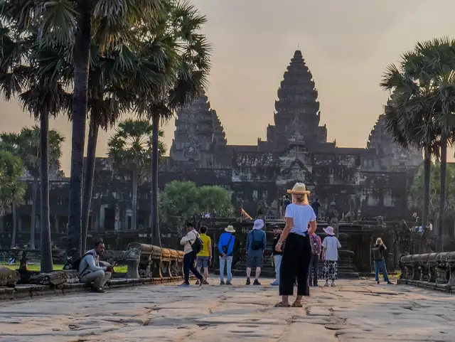 Kambodża atrakcje: odkryj najpiękniejsze miejsca i doświadczenia