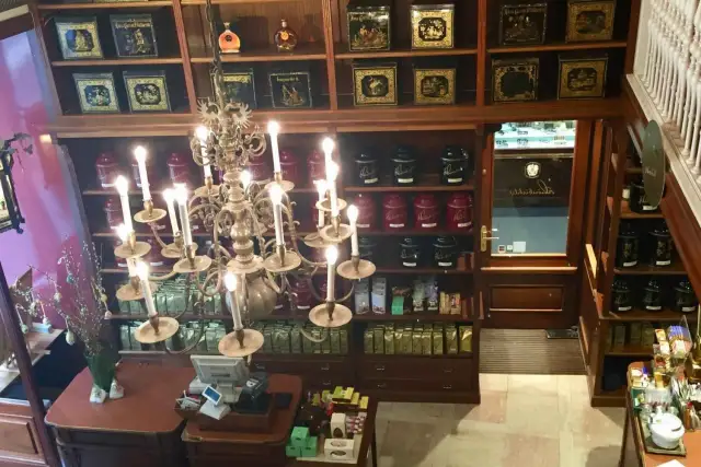 Gdzie kupić pamiątki w Wiedniu? Odkryj ukryte skarby i najlepsze miejsca