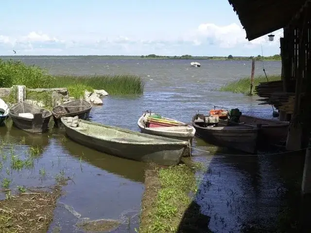 Jezioro Gardno: piękne miejsce pełne przygód i niezwykłej historii