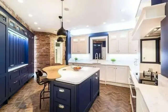 Konglomerat czy kompozyt? Kluczowe różnice, które musisz znać