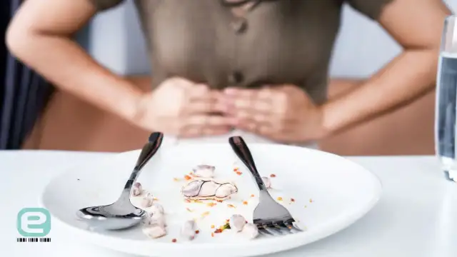 Wymioty i mdłości? Sprawdzone sposoby na natychmiastową ulgę!