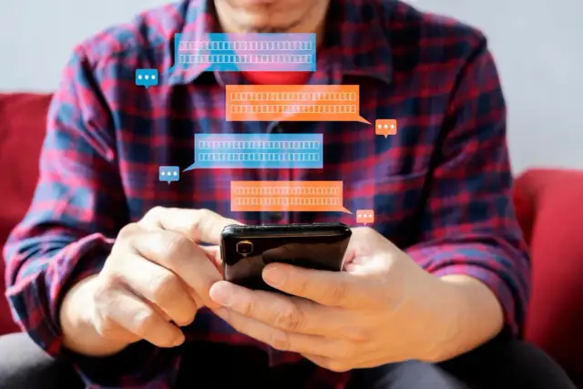 Jak zaktualizować Messengera? Instrukcja krok po kroku (Android/iOS)