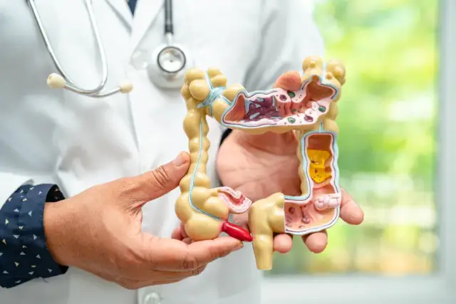 WZJG: objawy, które musisz znać. Kiedy do lekarza?