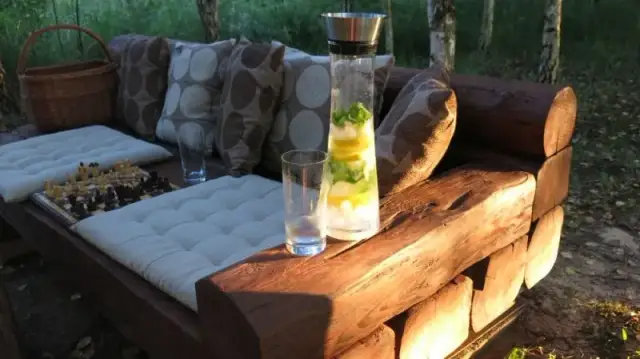 Meble z bali DIY: Jak zrobić ławkę krok po kroku?