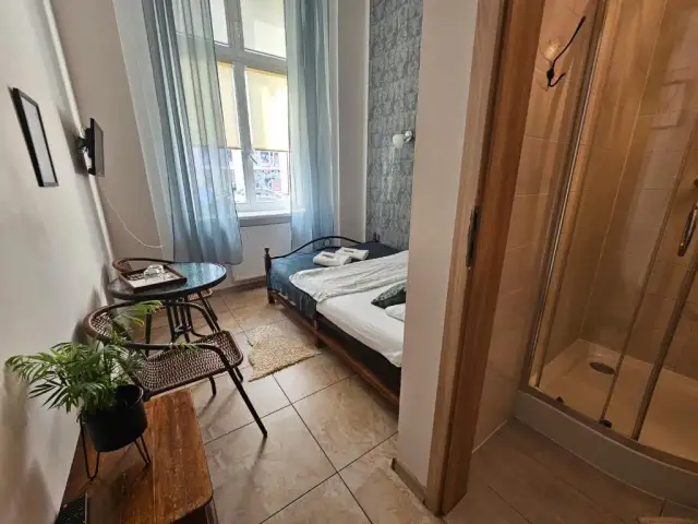 Ile kosztuje nocleg w Warszawie? Ceny, które mogą Cię zaskoczyć