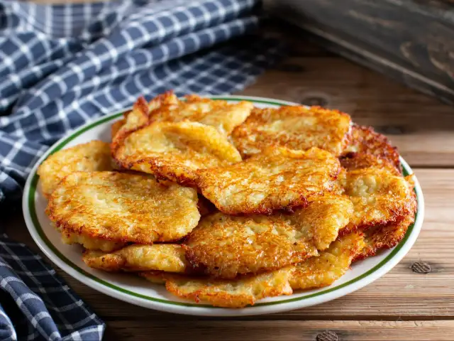 Ile mąki do placków ziemniaczanych, aby uniknąć twardych placków?