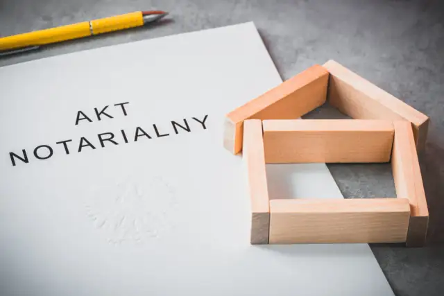Służebność w akcie notarialnym: co musisz wiedzieć przed podpisem?
