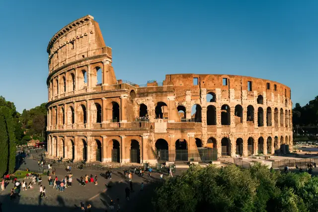Ile kosztuje nocleg w Rzymie? Ceny, porady i jak zaoszczędzić!