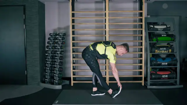 Jak rozciągać łydki? Skuteczne ćwiczenia i zasady