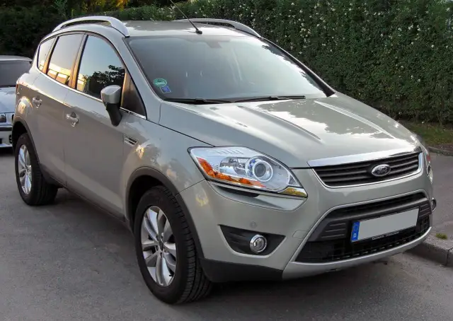 Ford Kuga wymiary - czy zmieści się w Twoim garażu?