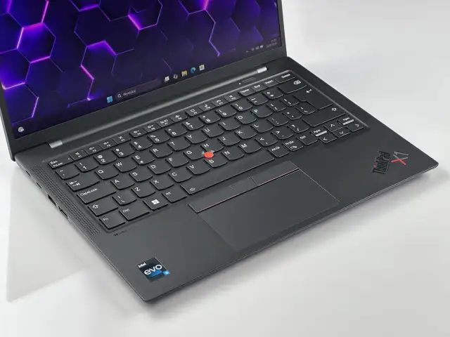 Lenovo X1 Carbon: Czy ot jest najlżejszy i najwytrzymalszy ThinkPad?