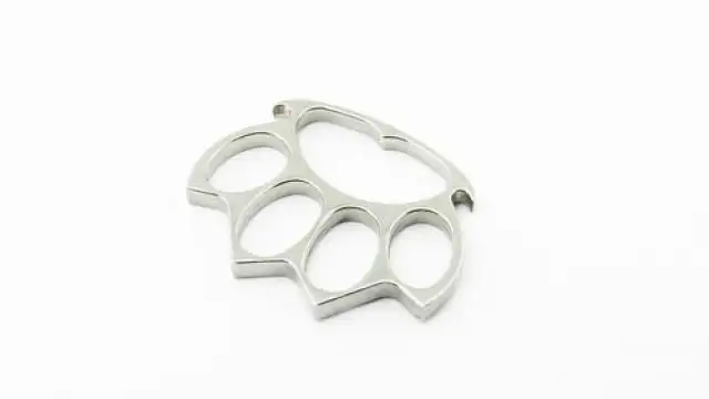 Kastet w Polsce: Legalność i kary. Czy warto ryzykować?