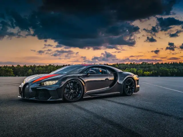 Bugatti Chiron: Ile kosztuje? Cena, utrzymanie i miliony w Polsce