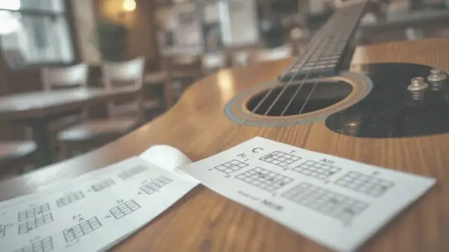 Jak zagrać na gitarze zawsze tam gdzie ty - łatwe akordy i techniki