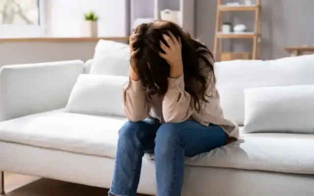 Czy nerwica natręctw to choroba psychiczna? Objawy i leczenie w praktyce