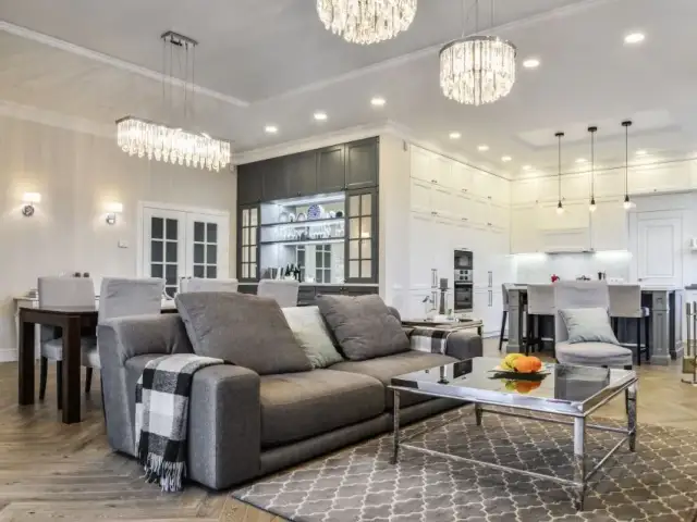 Lampa sufitowa do salonu: Jak wybrać idealną? Poradnik 2026