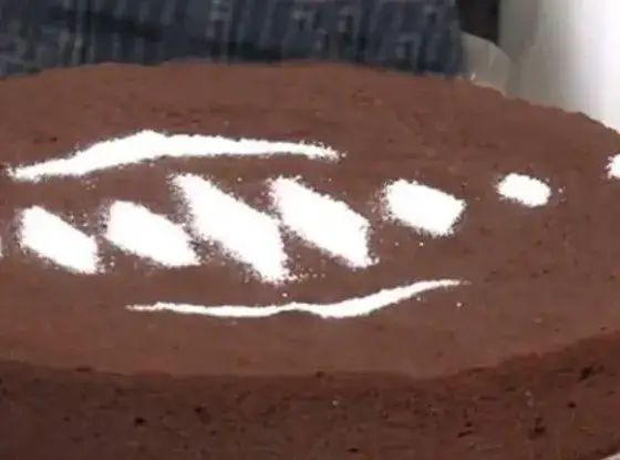 Najlepszy przepis na ciasto czekoladowe Ewy Wachowicz, które zachwyca