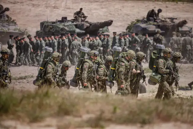 Jak do wojska po studiach magisterskich? Sprawdź wymagania i ścieżki kariery