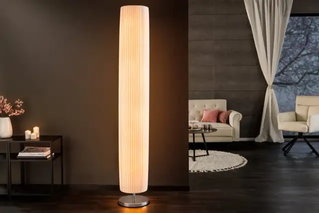 Die besten Stehlampen fürs Wohnzimmer für eine gemütliche Atmosphäre