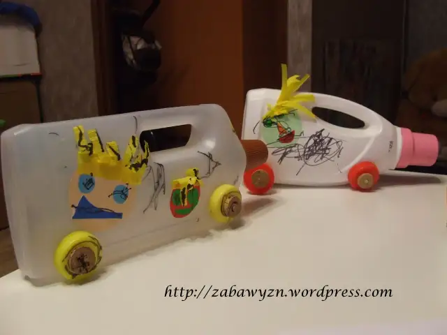 Samochód z butelki plastikowej: Zrób to sam! Zabawa i recykling