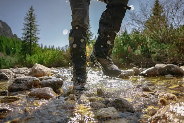 Buty trekkingowe: Jak wybrać idealne? Poradnik eksperta