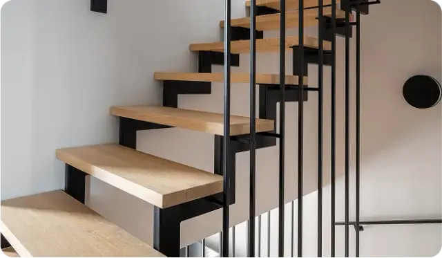 Ciemne schody jaka podłoga – idealne połączenia dla Twojego wnętrza