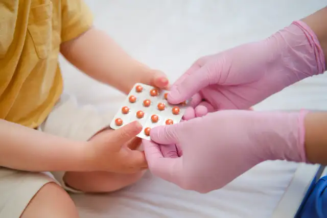 Maksymalna dobowa dawka paracetamolu: Ile możesz przyjąć bezpiecznie?