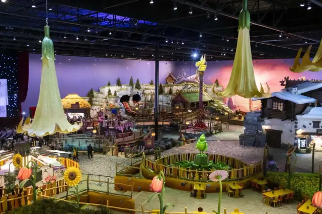 Majaland Warszawa: Atrakcje i porady dla rodzin. Planuj idealną wizytę!