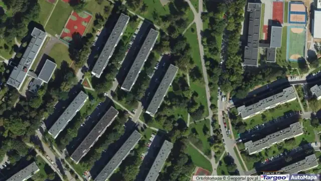 Dojazd na Osiedle Złotego Wieku Kraków: Proste wskazówki