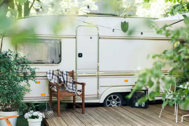 Co można postawić na działce rolnej? Oto zasady i ograniczenia