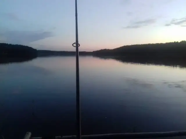 Jezioro Mąkowarskie: ukryte skarby i atrakcje, które musisz poznać